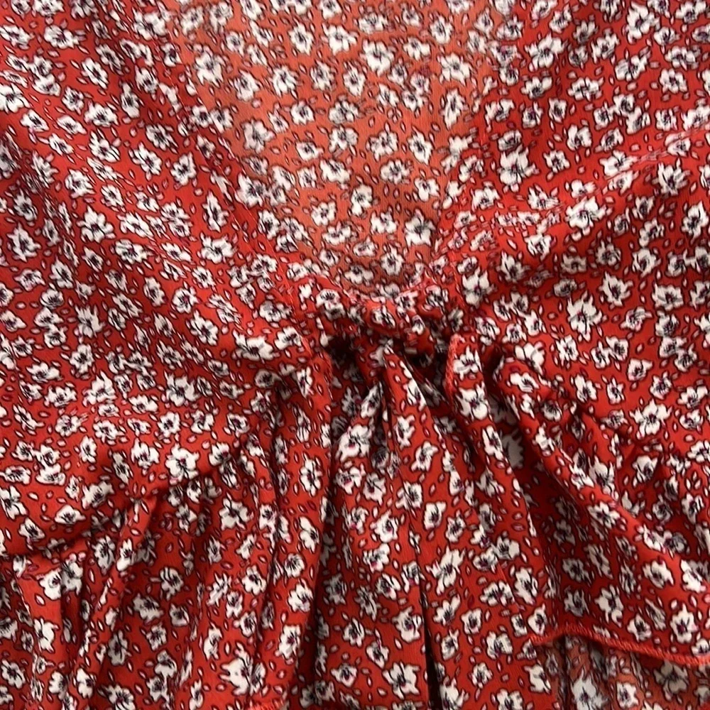 Shein short sleeve tie front red & white floral blouse size M
